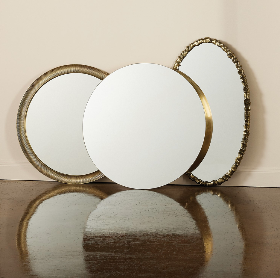 Global Views Global Views Collection Artiste Oval Mirror