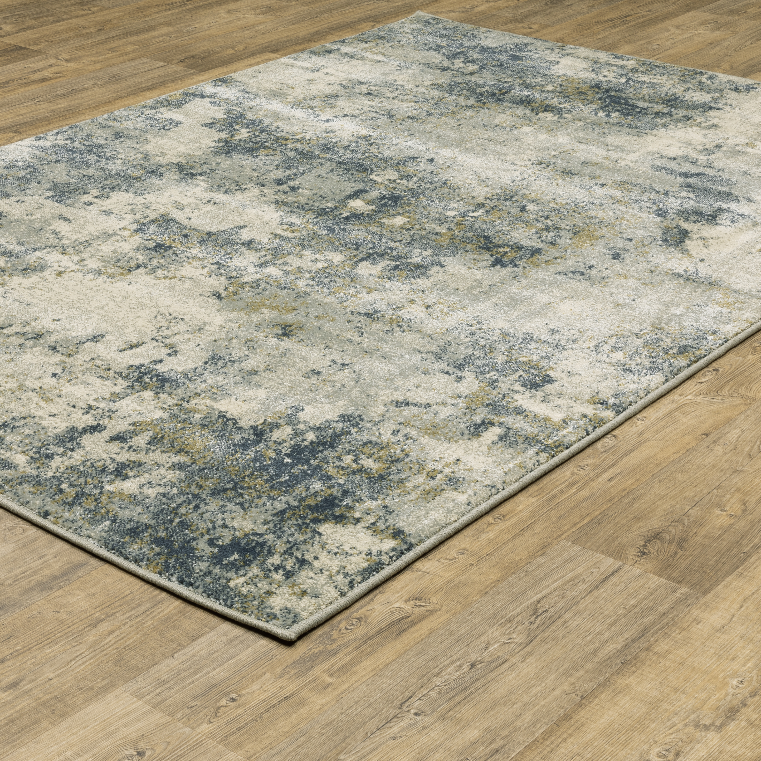 5' 3" X  7' 3"  Rug