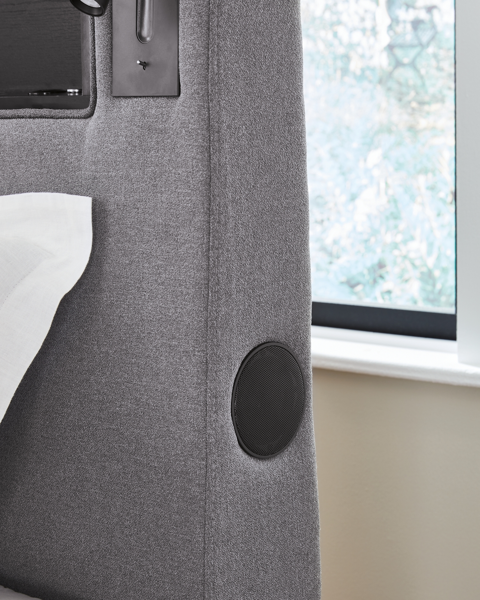 Signature Design by Ashley Verishaw Twin Upholstered Bed