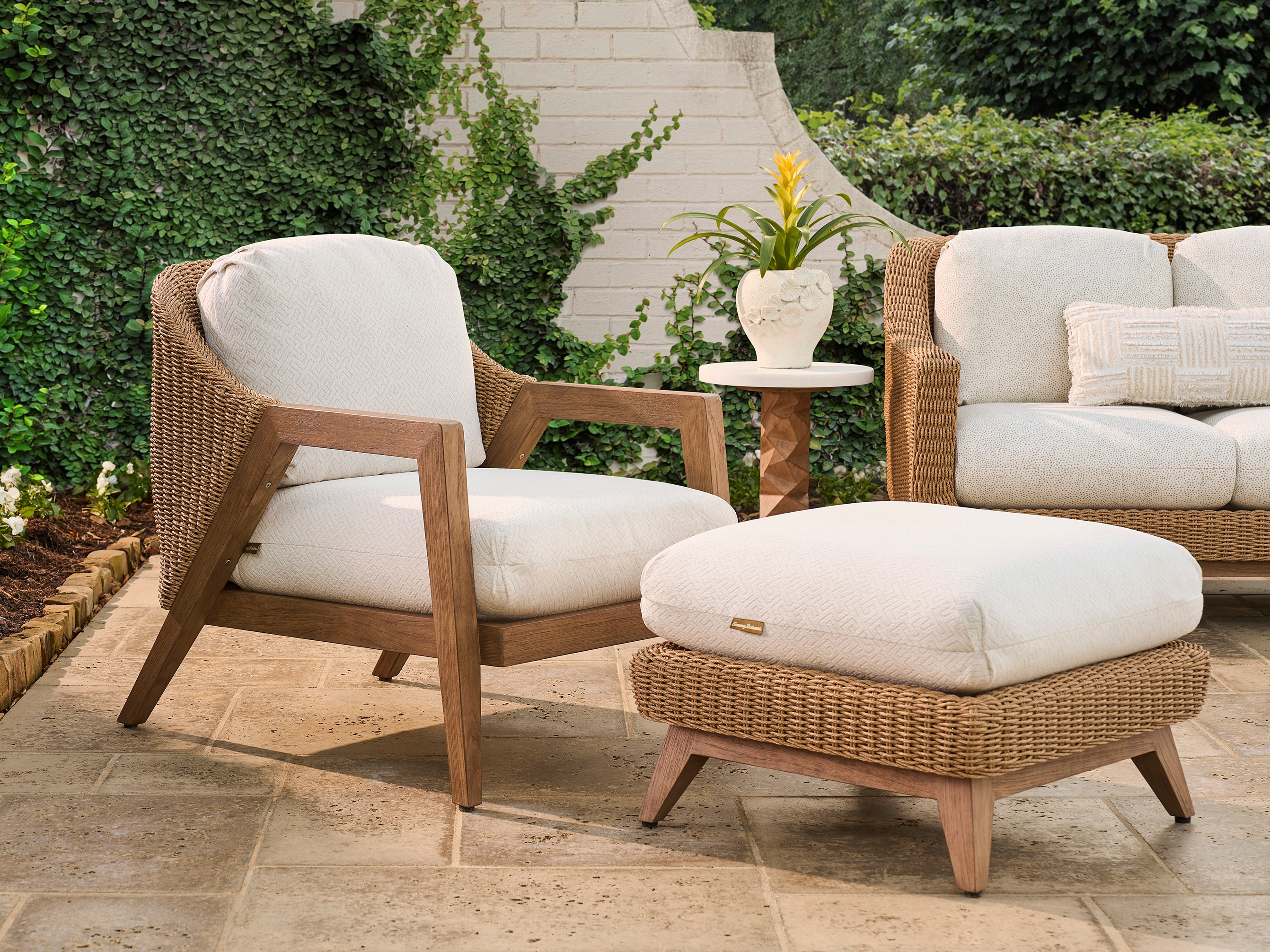 Tommy Bahama Outdoor Living Isle Of Palms Outdoor Lounge Chair