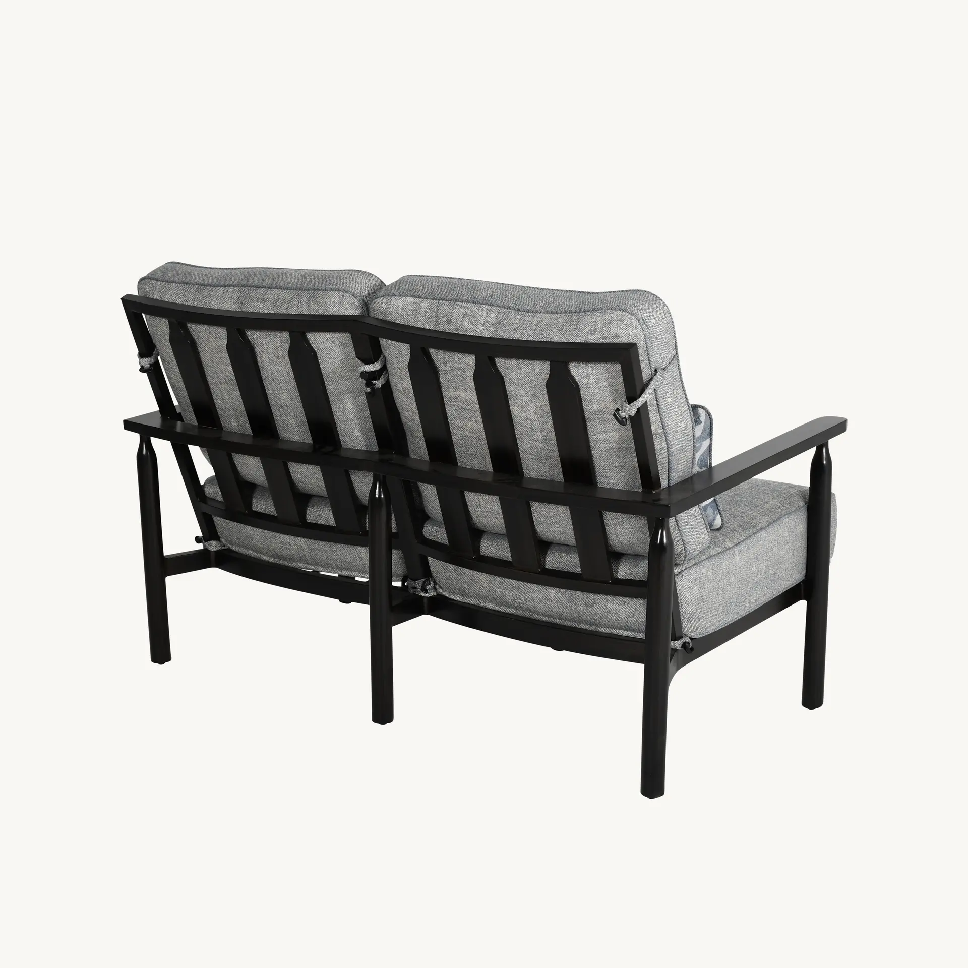Cushioned Loveseat w/Accent Pillows