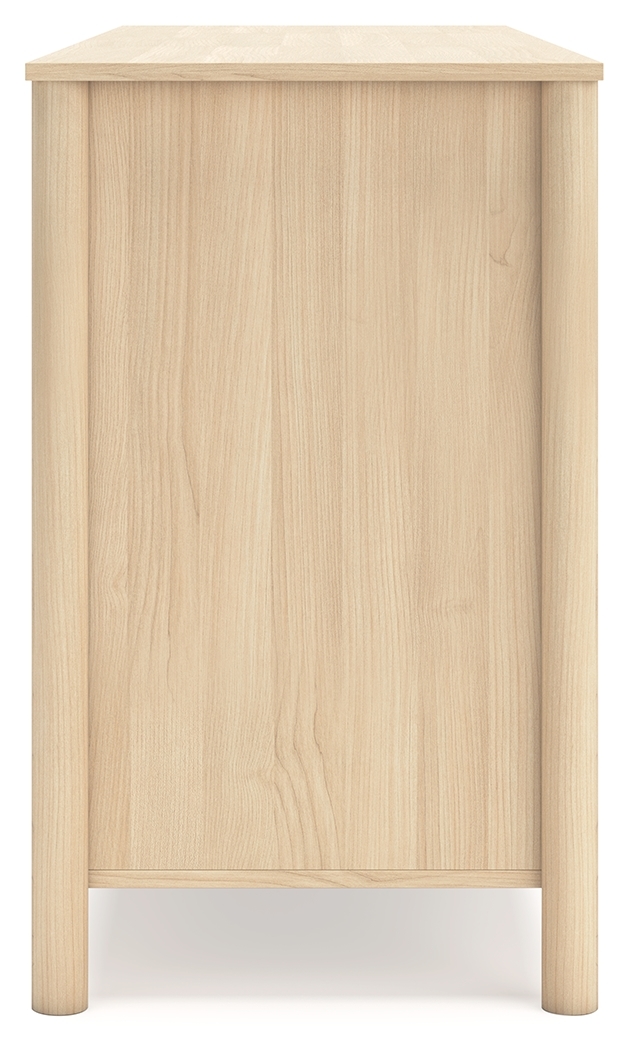 Signature Design by Ashley Cabinella Six Drawer Dresser