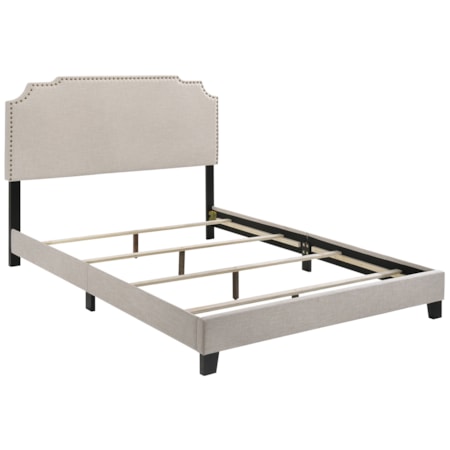 Tamarac Queen Panel Bed