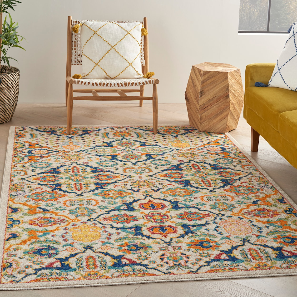 Nourison Allur 5'3" x 7'3"  Rug