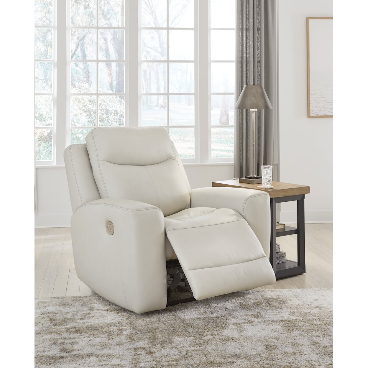 Signature Design Mindanao PWR Recliner/ADJ Headrest