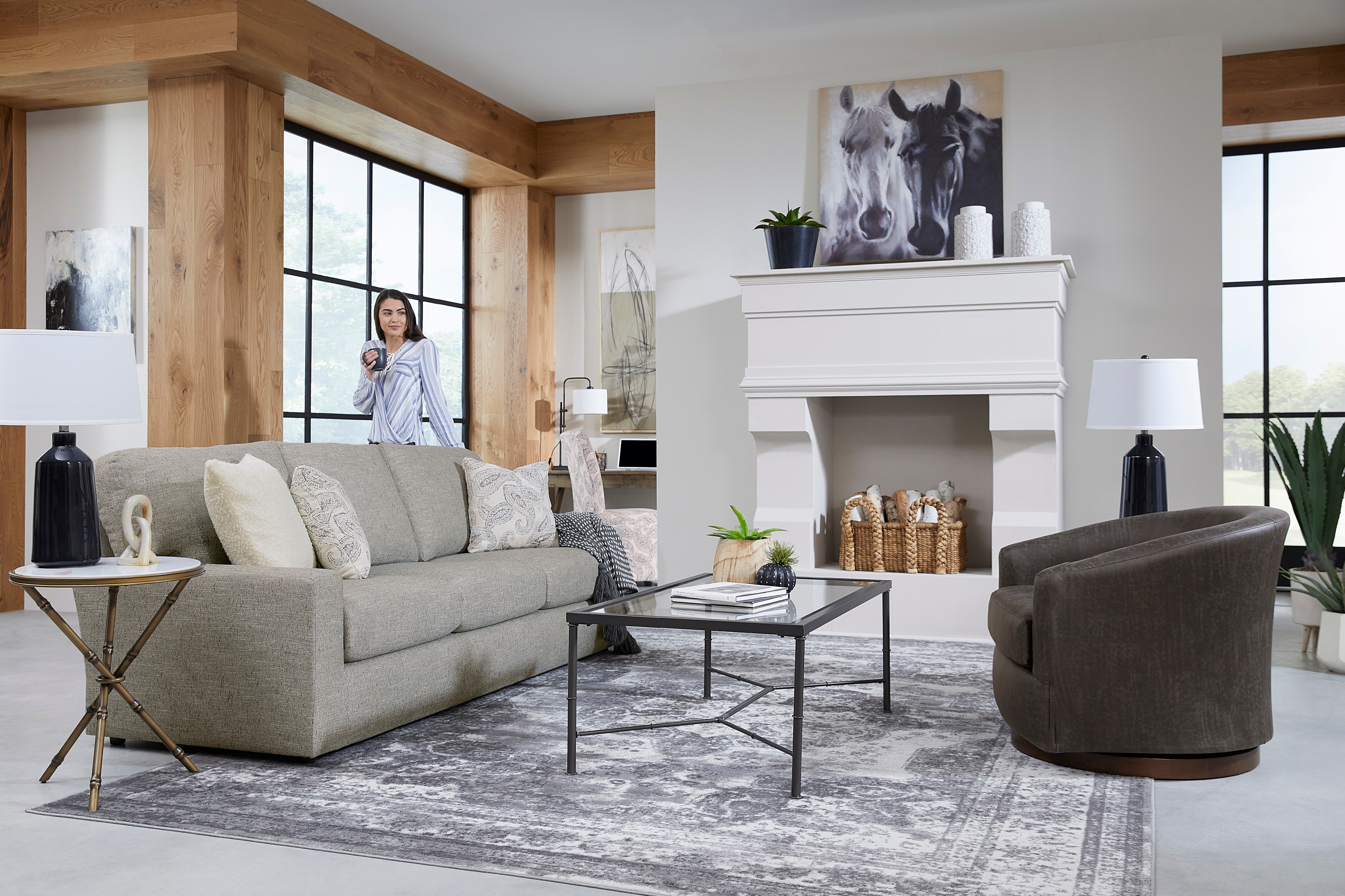 Best Home Furnishings Dovely Sofa