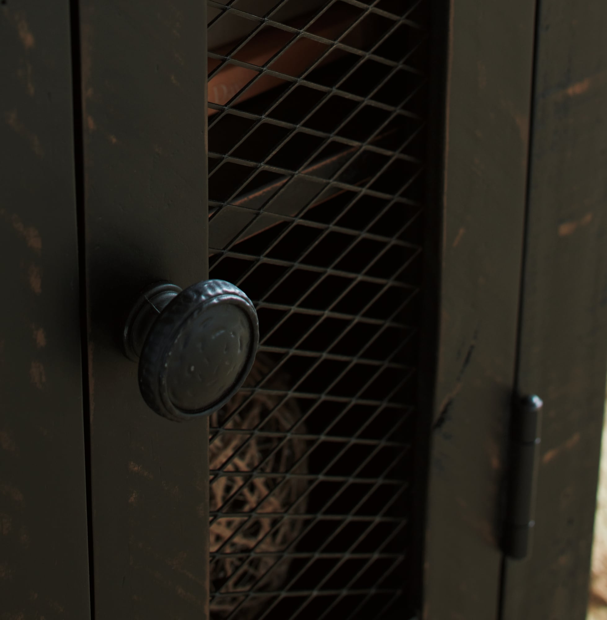 Signature Design by Ashley Valebeck Coffee Table and 2 Chairside End Tables