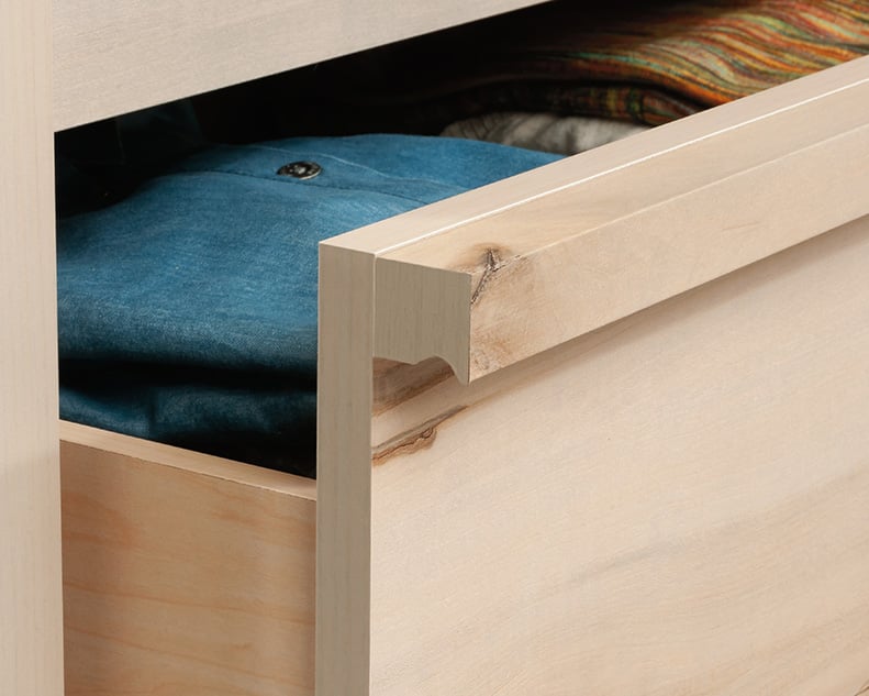 Sauder HARVEY PARK Harvey Park 4-Drawer Chest