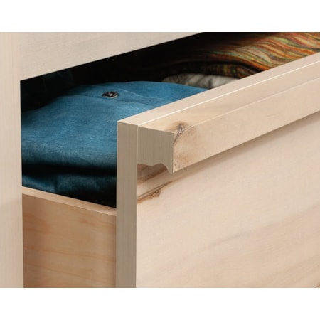 Harvey Park 4-Drawer Chest