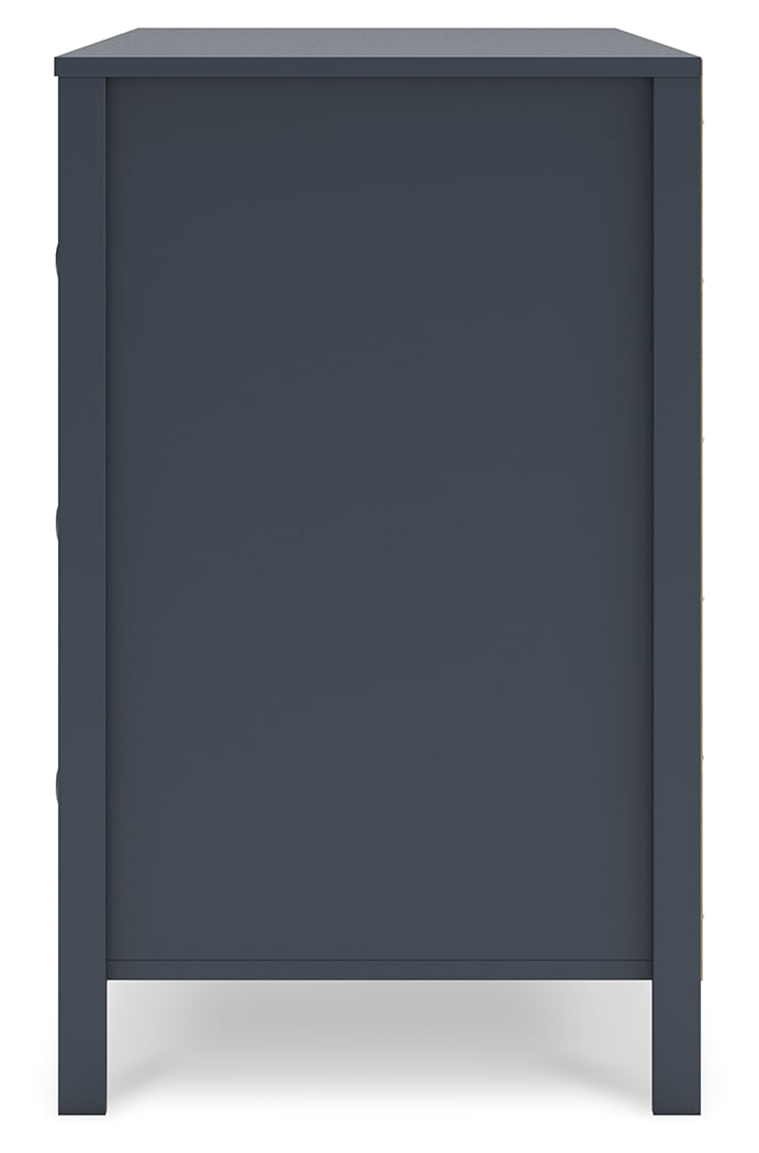 Signature Design by Ashley Simmenfort Dresser