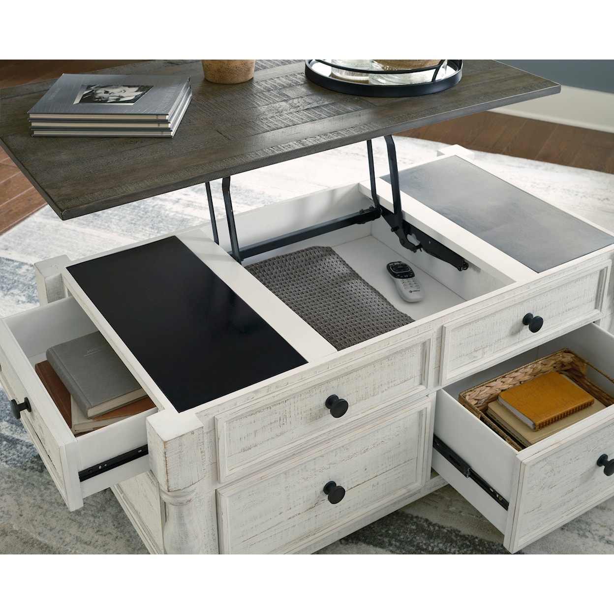 Signature Design Havalance Lift-Top Coffee Table