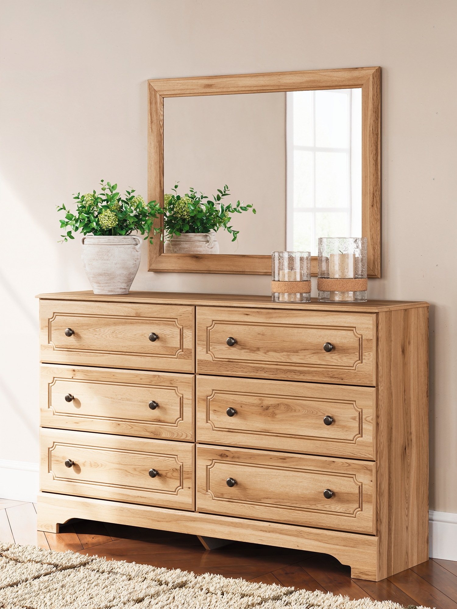 Signature Design by Ashley Aleaport Dresser And Mirror
