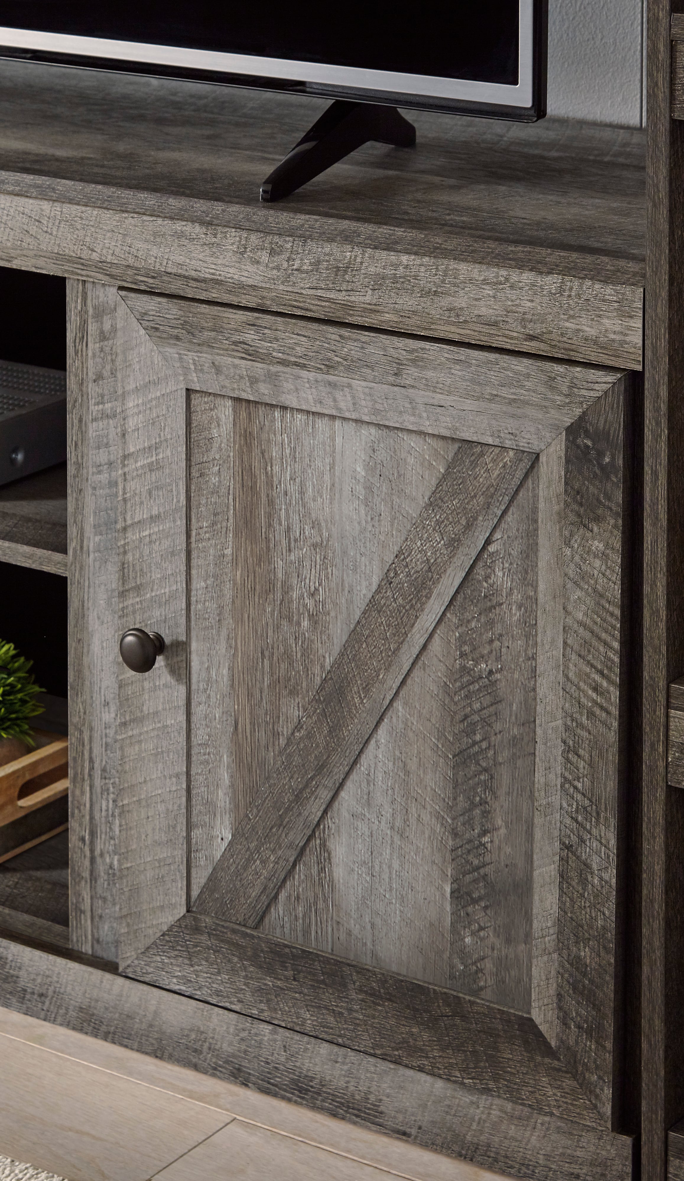 Signature Design by Ashley Wynnlow 60" TV Stand