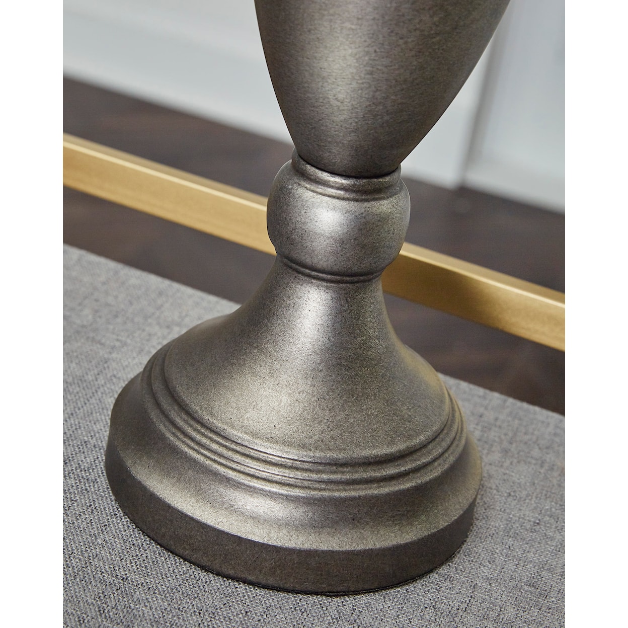 Ashley Signature Design Lamps - Traditional Classics Doraley Table Lamp (Set of 2)