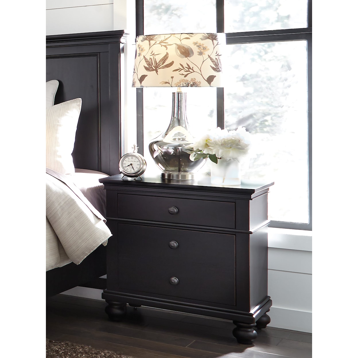 Aspenhome Oxford 2-Drawer Nightstand