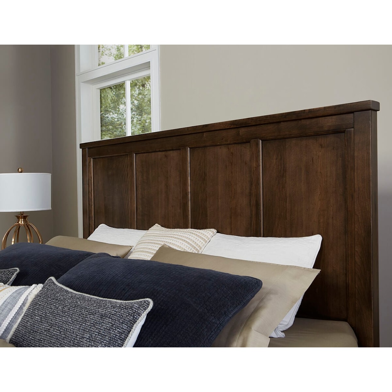 Vaughan Bassett Crafted Cherry - Dark King Six Panel Bed