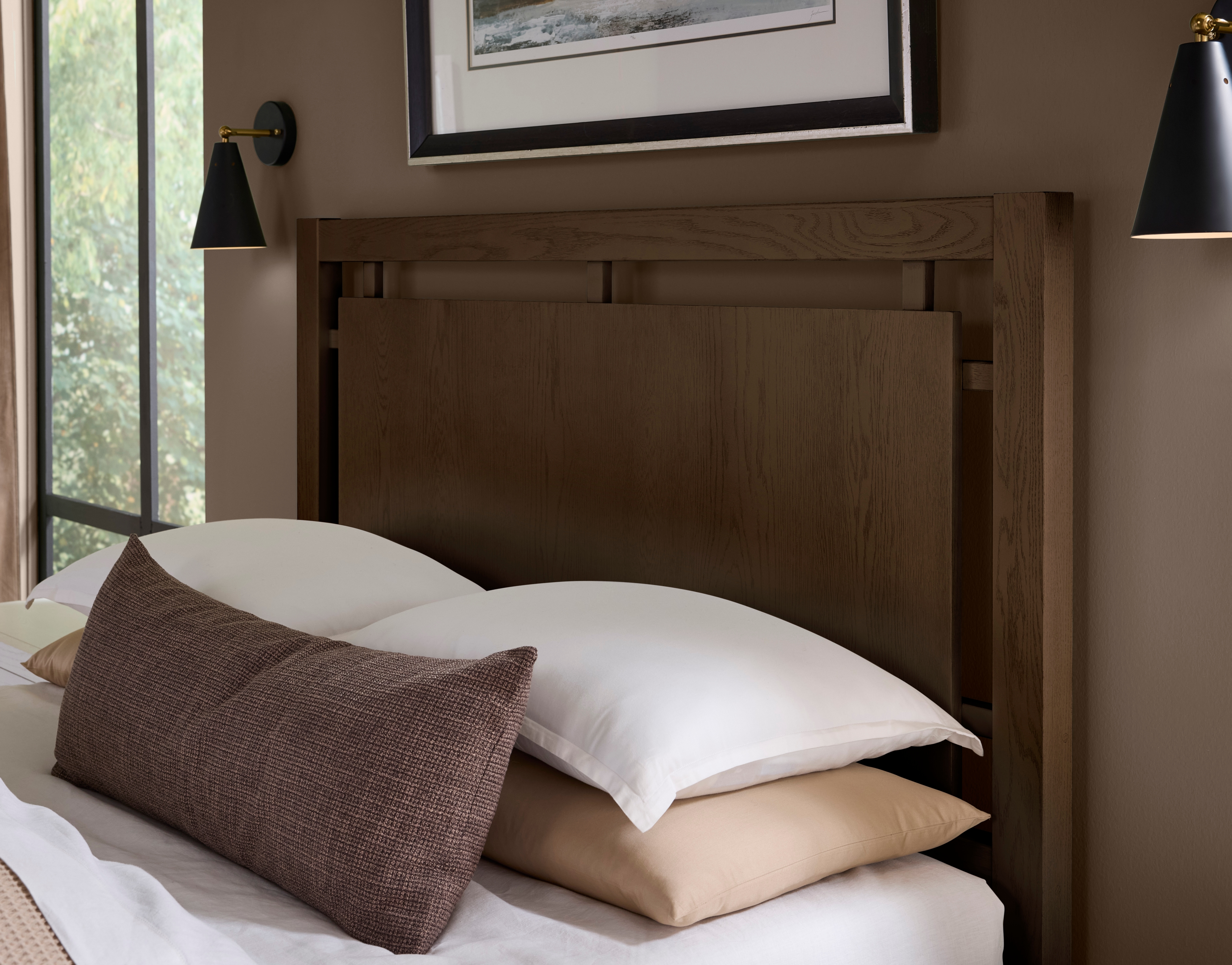 Vaughan-Bassett Lodge & Loft Queen Floating Storage Bed