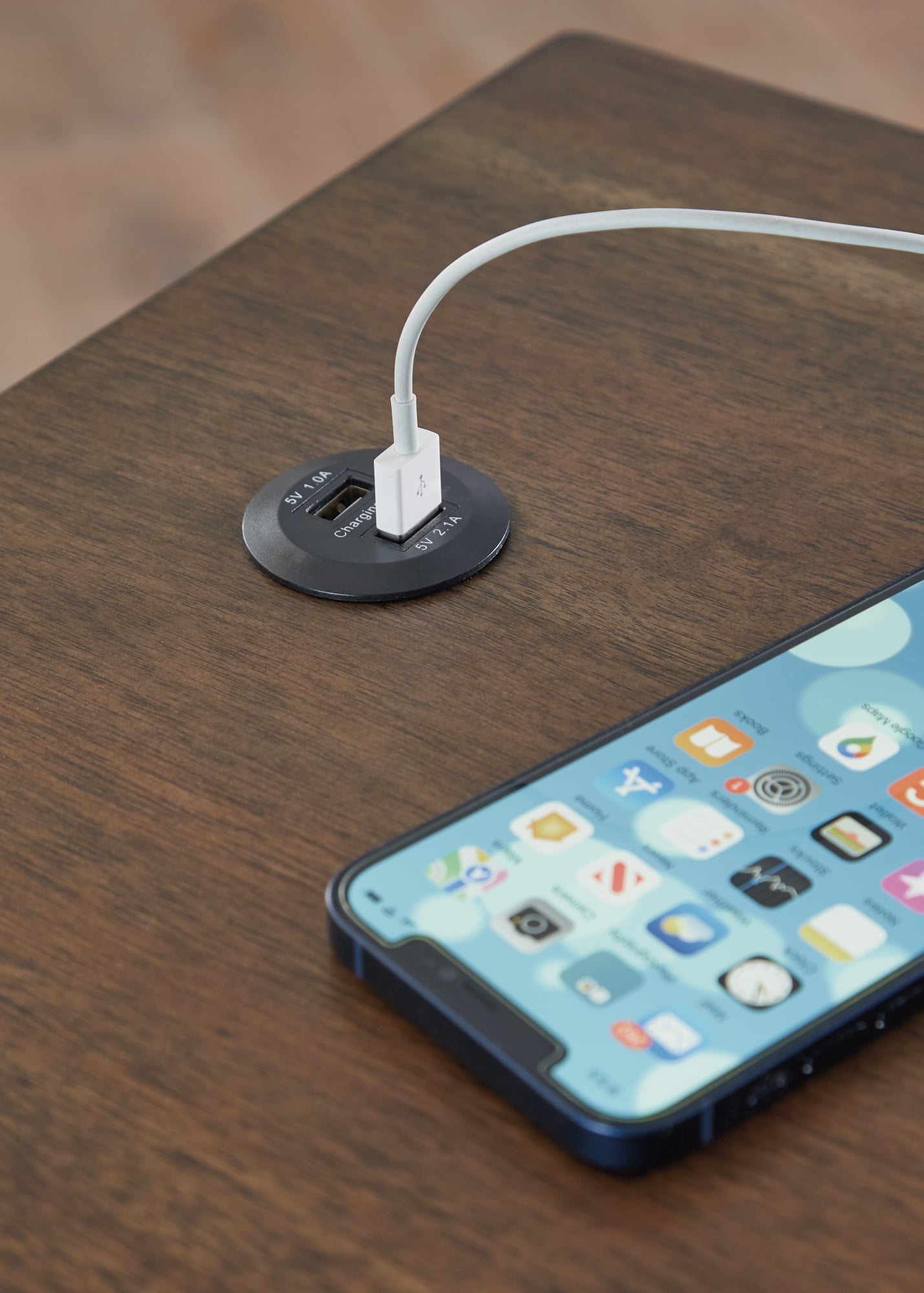 Signature Design by Ashley Moriville Chairside End Table