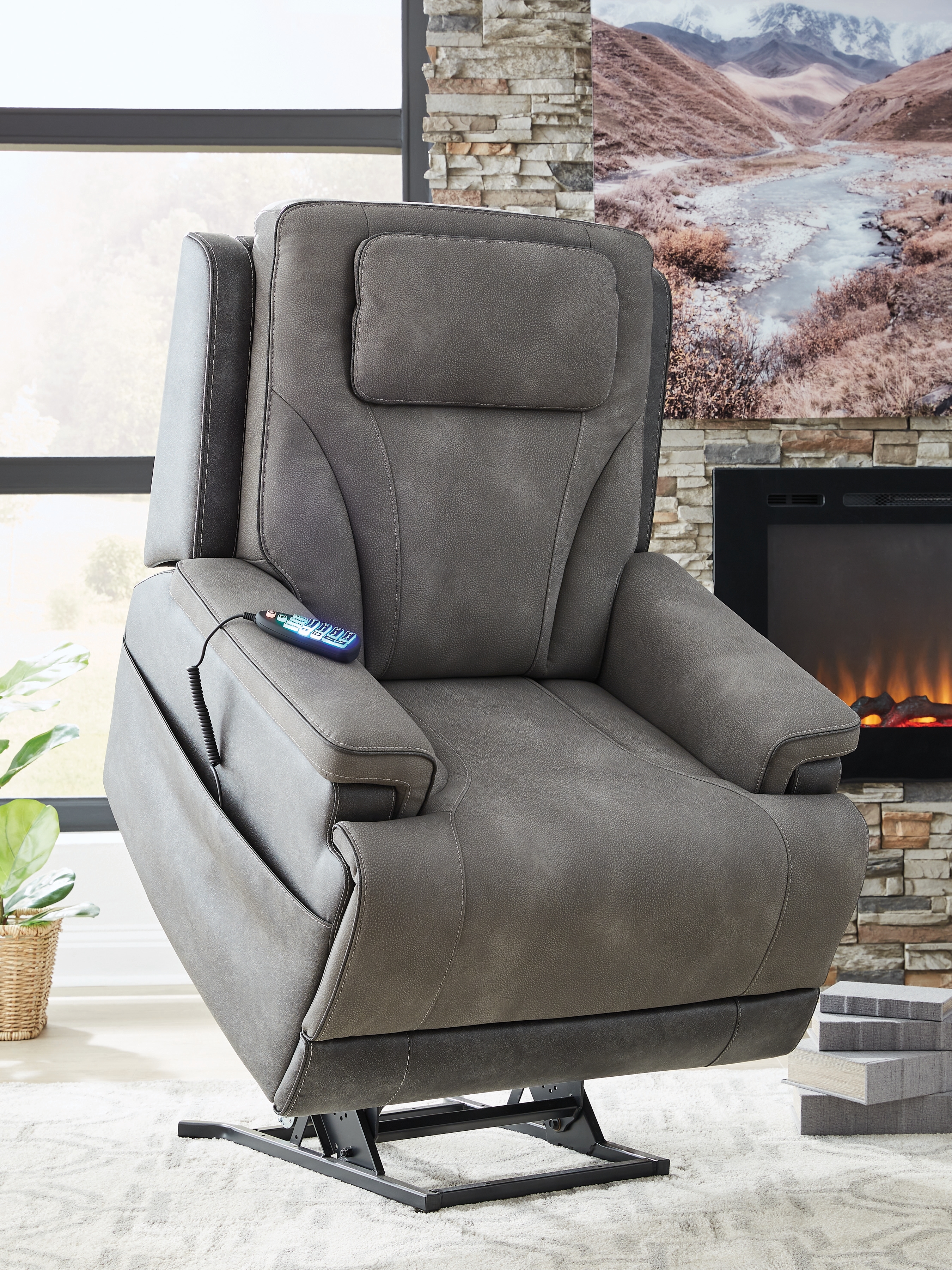 Signature Design by Ashley 4Z-Peaceful Pause Power Lift Recliner