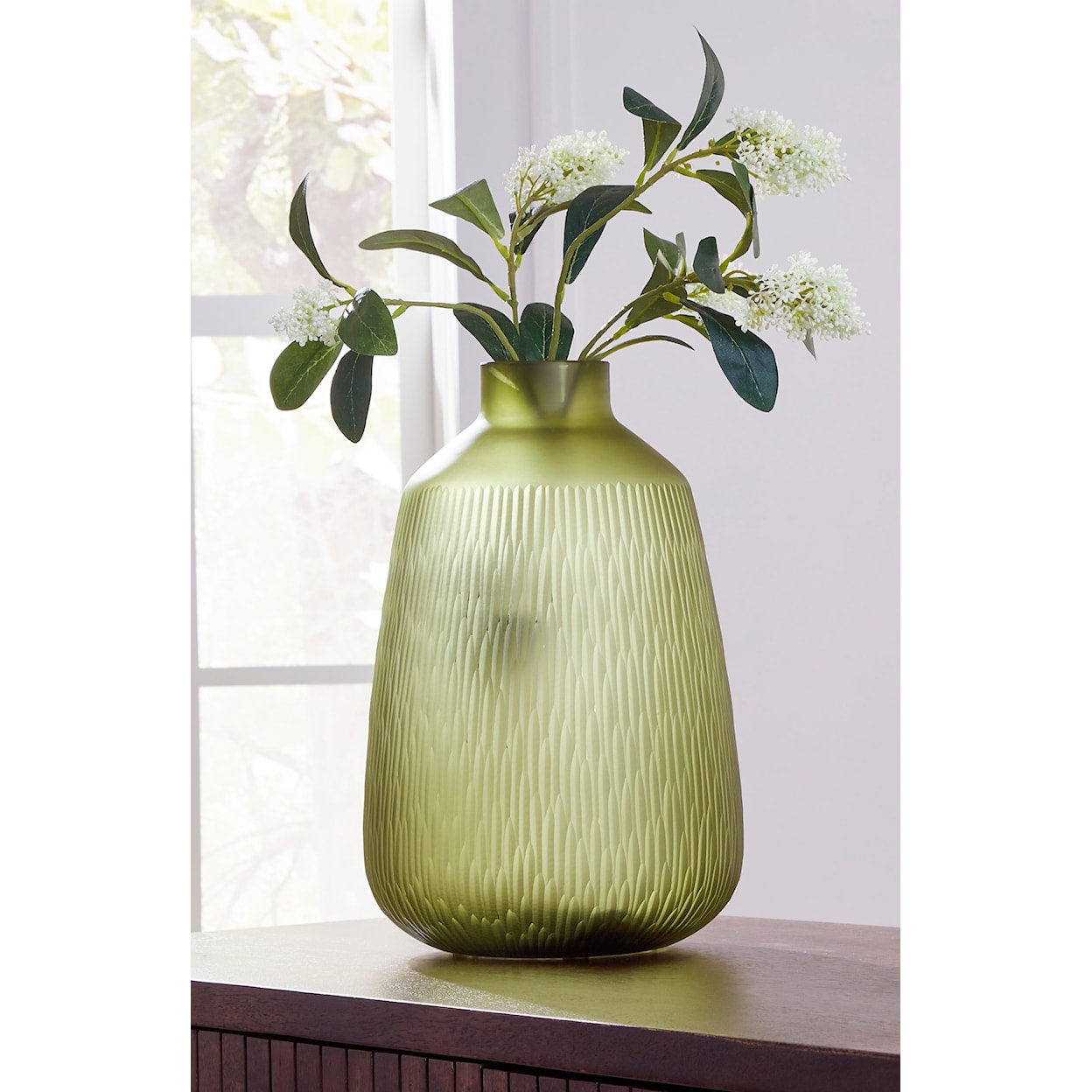 Michael Alan Select Scottyard Vase