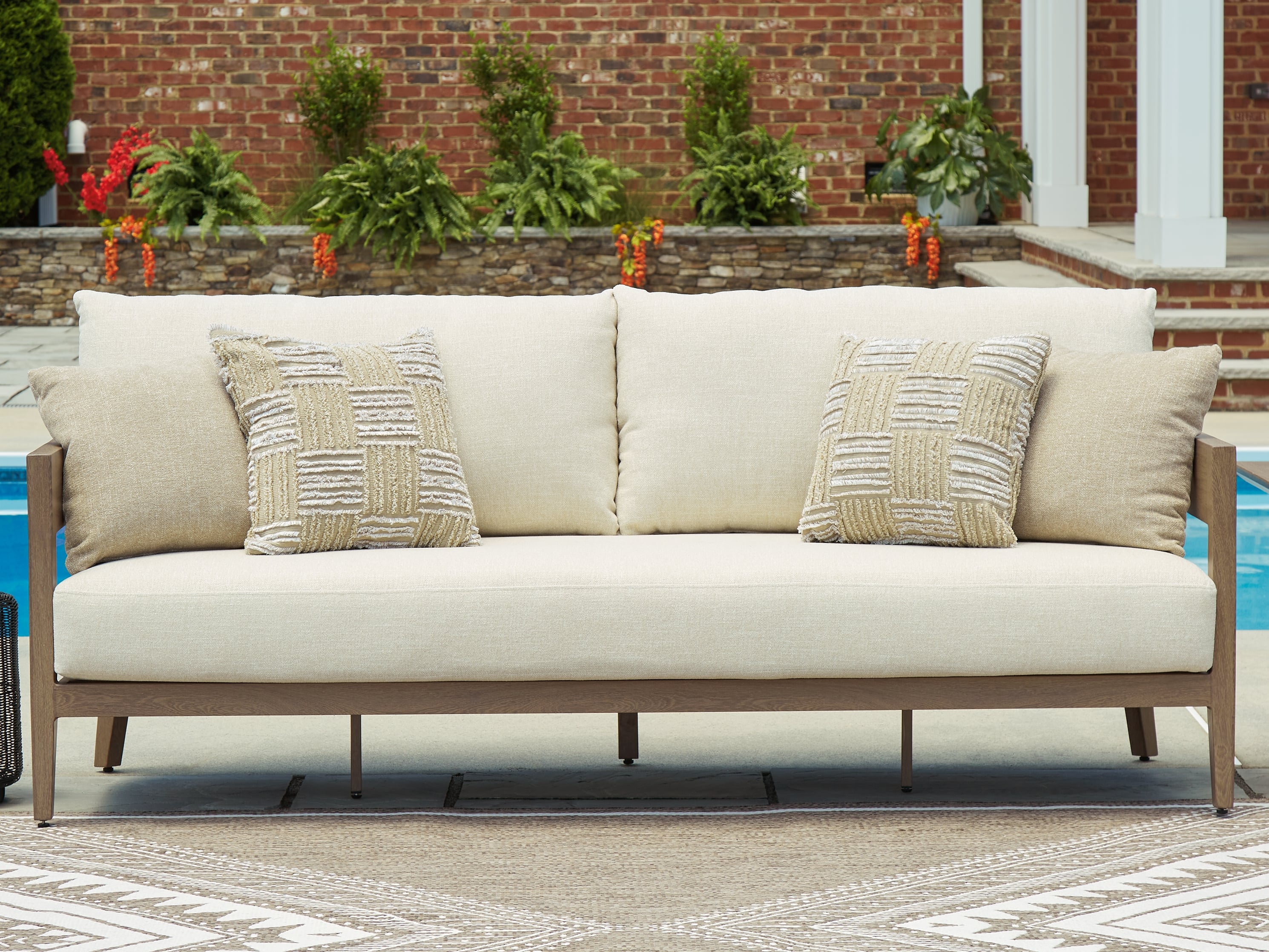 Outdoor Sofa With Cushion