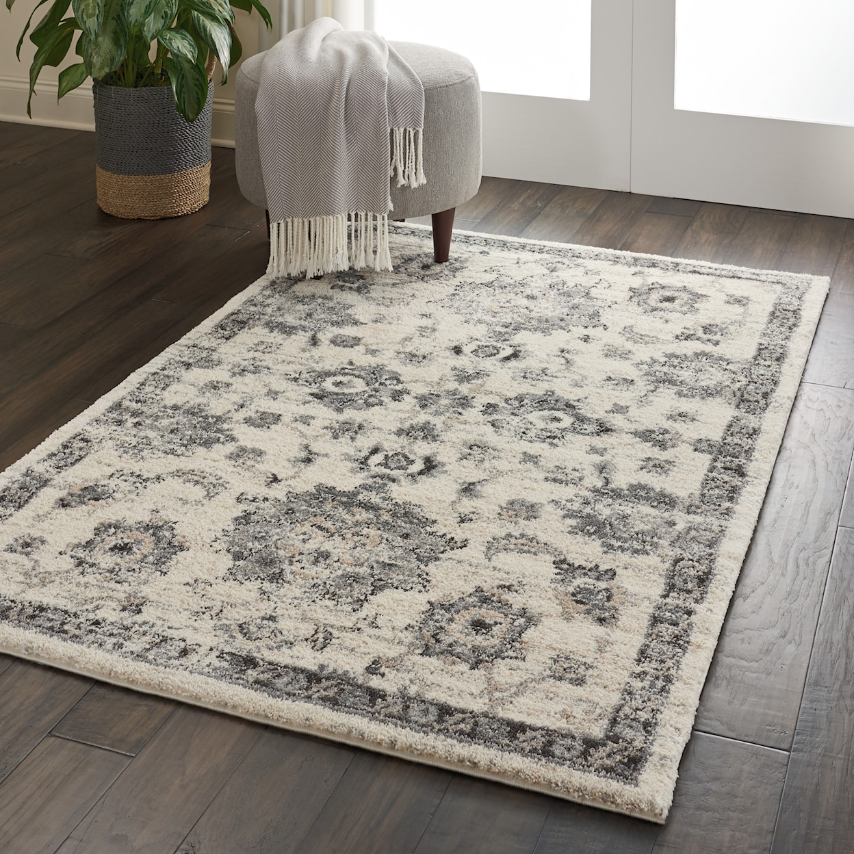 Nourison Fusion 4' x 6'  Rug