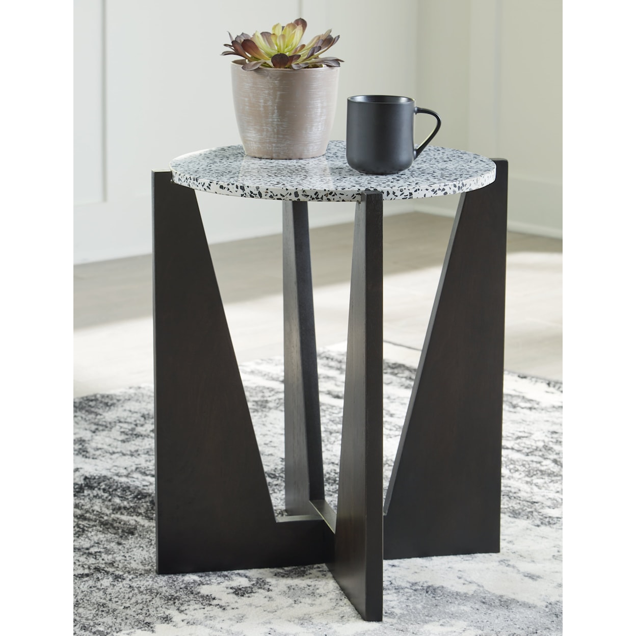 Signature Design by Ashley Tellrich Accent Table