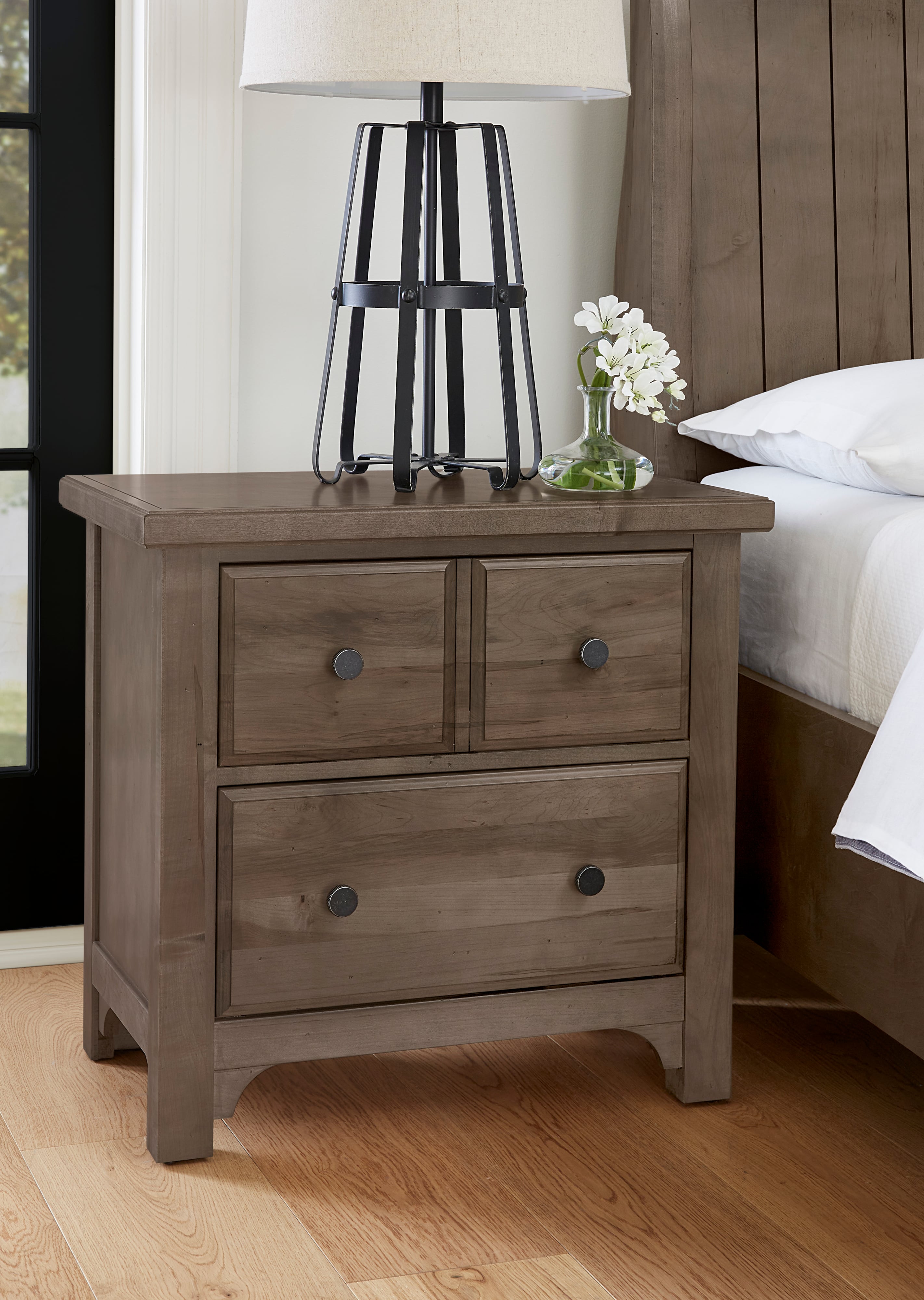 Vaughan-Bassett Cool Farmhouse 2-Drawer Nightstand