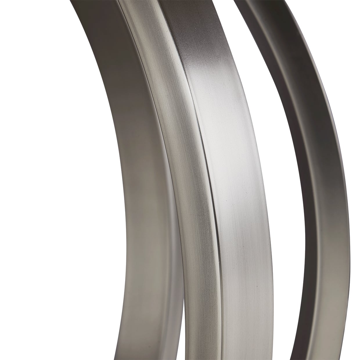 Michael Amini Eclipse Round Dining Table