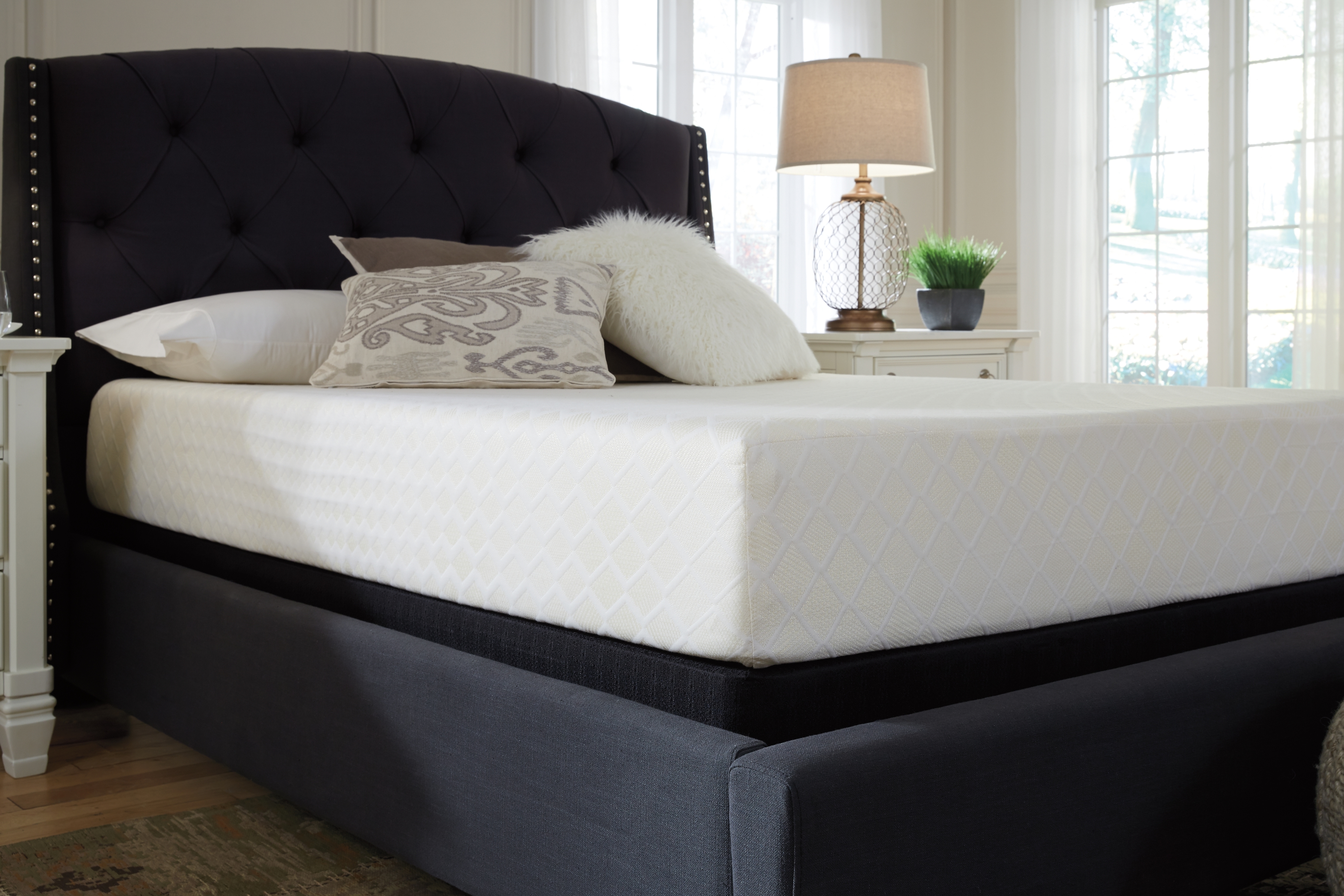 Sierra Sleep 10 Inch Chime Memory Foam King Mattress