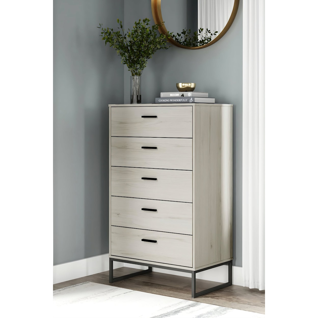 Michael Alan Select Socalle 5-Drawer Chest