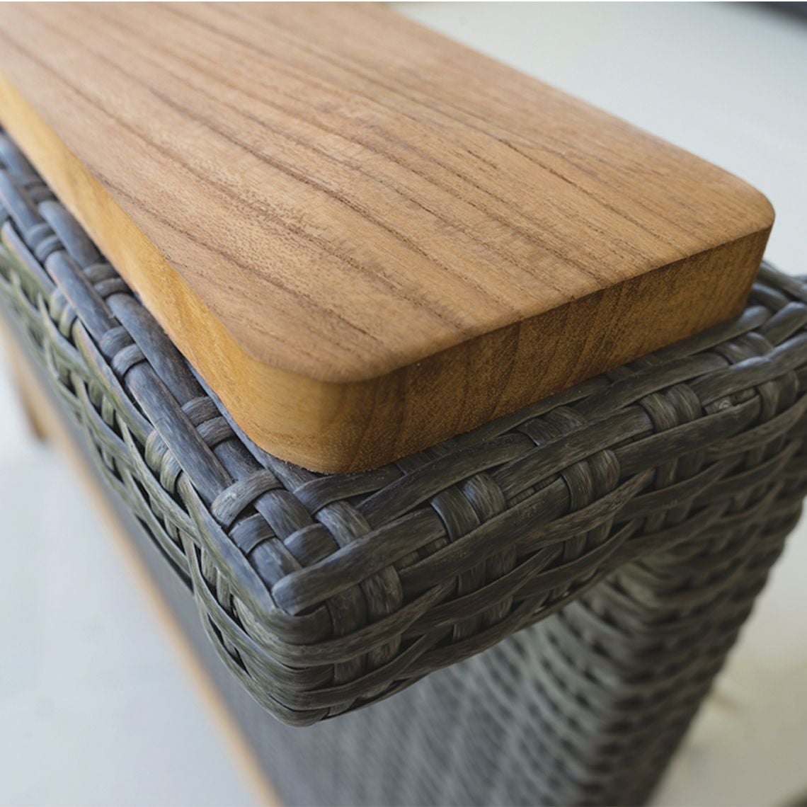 Kingsley Bate Azores Lounge Chair