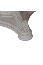 Liberty Furniture Magnolia Manor Transitional Cloverleaf Round Table