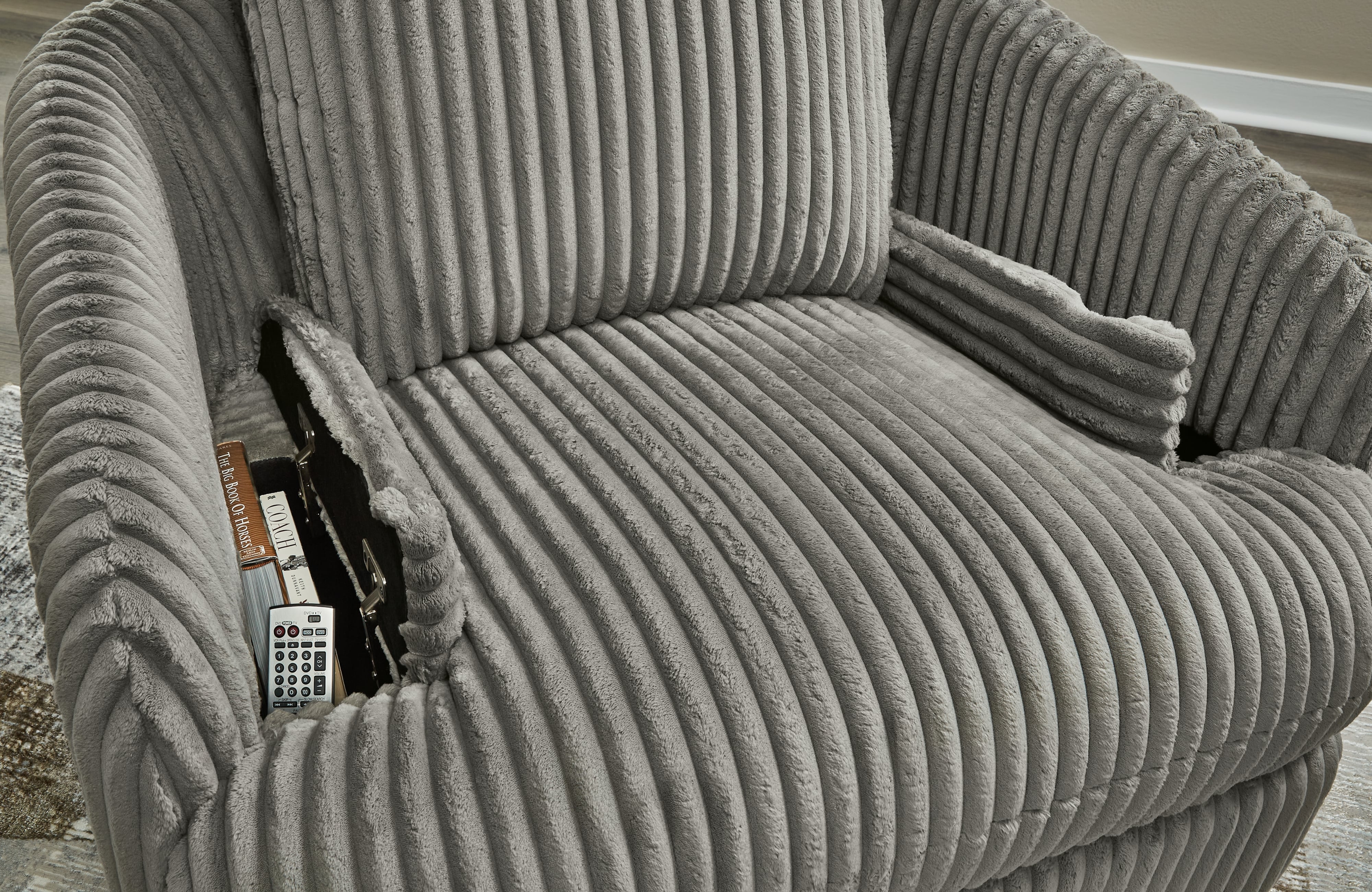 Signature Design by Ashley Tie-Breaker Swivel Glider Recliner