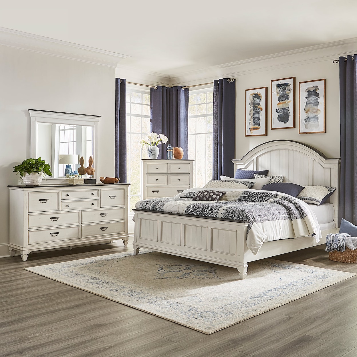 Liberty Furniture Allyson Park 4-Piece King Bedroom Set