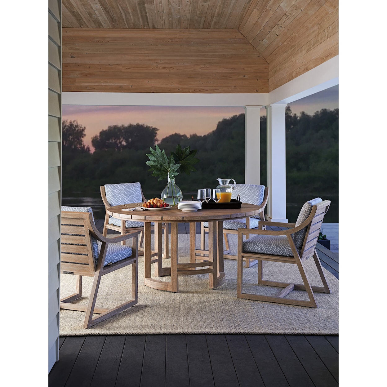 Tommy Bahama Outdoor Living Stillwater Cove Outdoor 5-Piece Dining Set