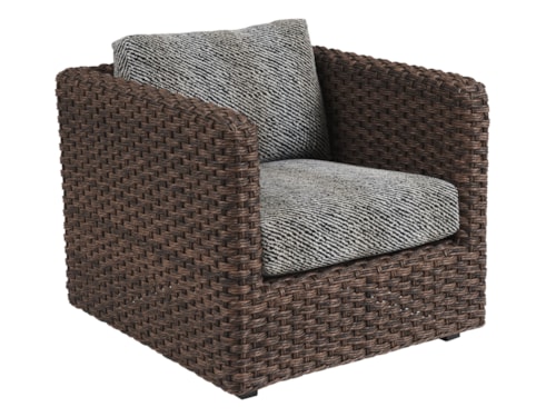 Contemporary Outdoor Lounge Chair