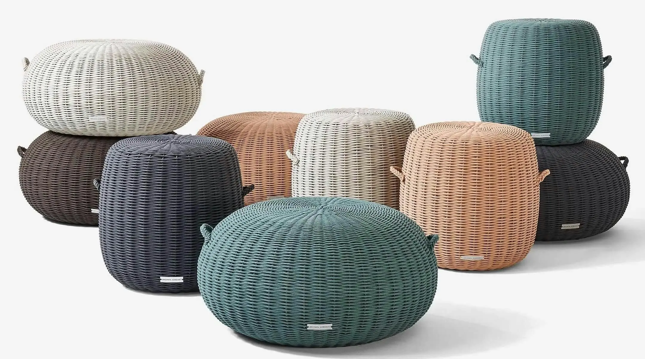 29" Round Woven Pouf