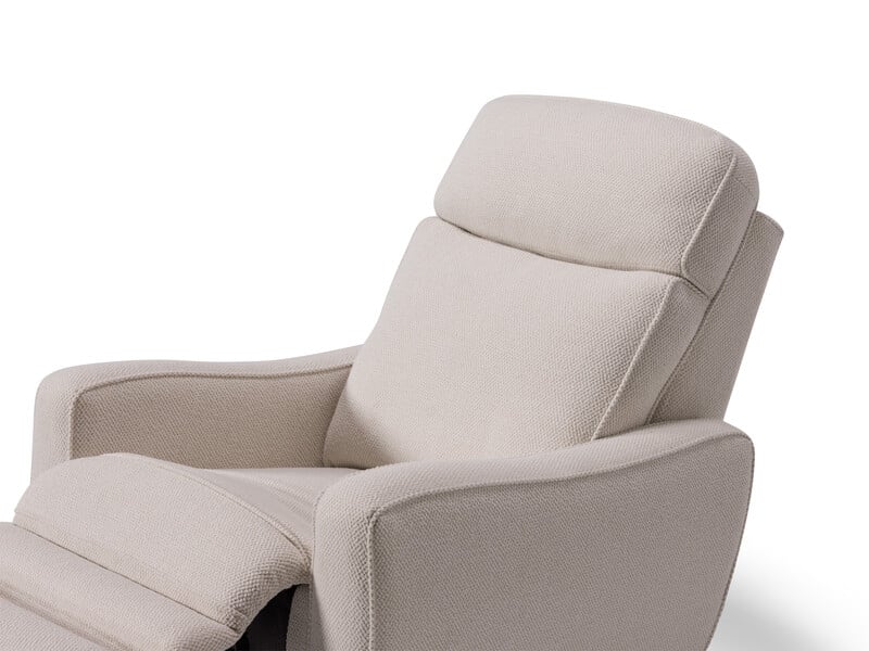 Palliser Oakridge Lift Recliner W/Power Headrest & Lumbar