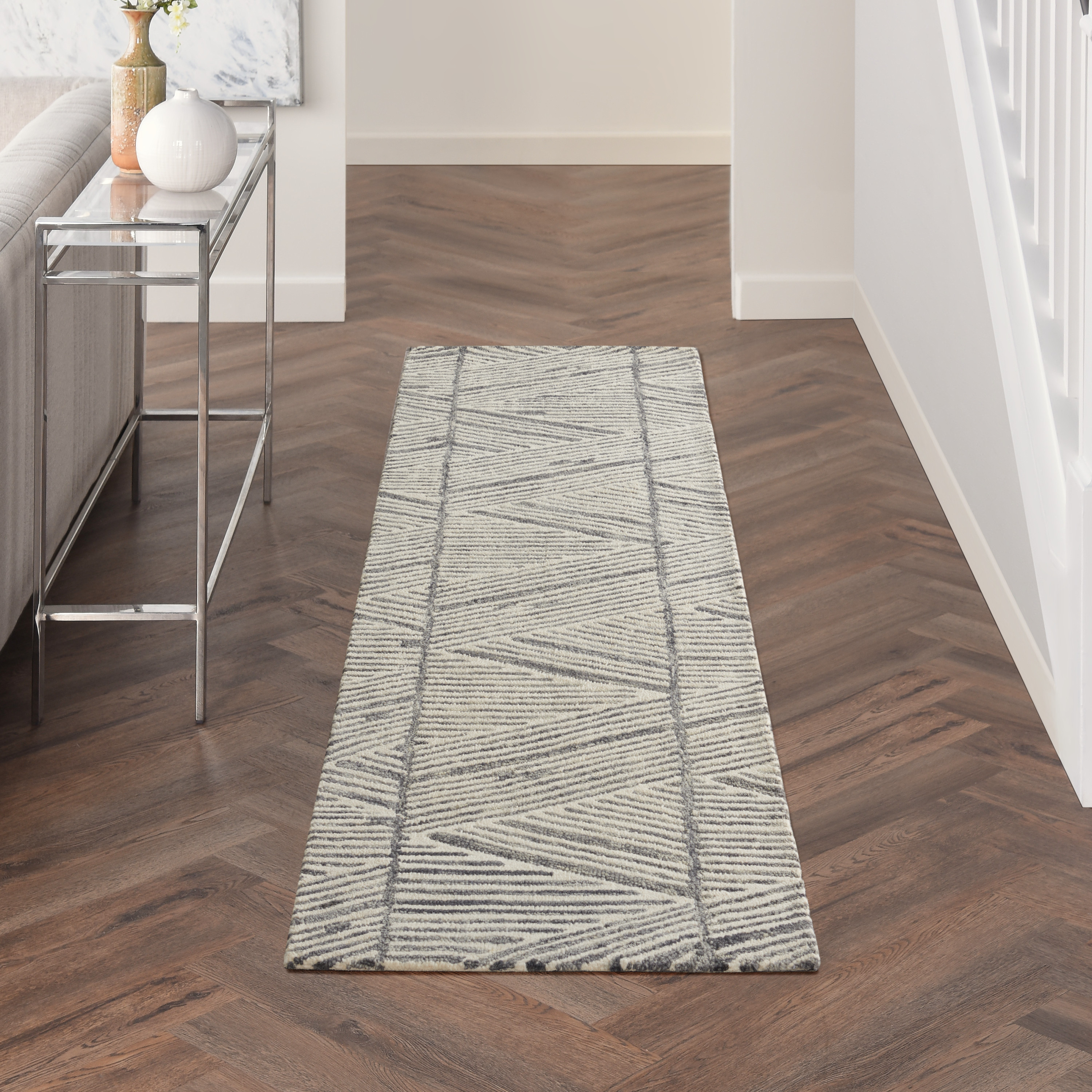 2'3" x 7'6"  Rug