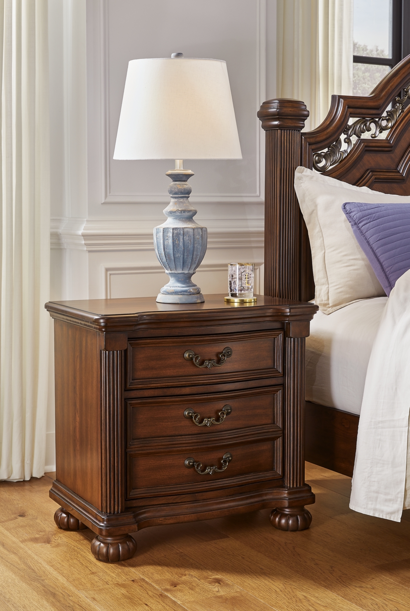 3-Drawer Nightstand