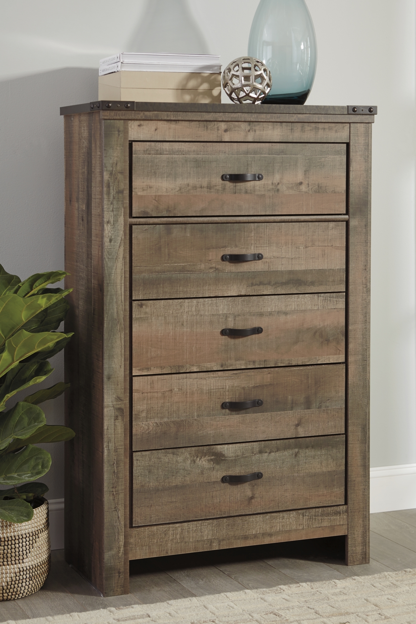 Signature Design by Ashley Trinell Queen Bedroom Set