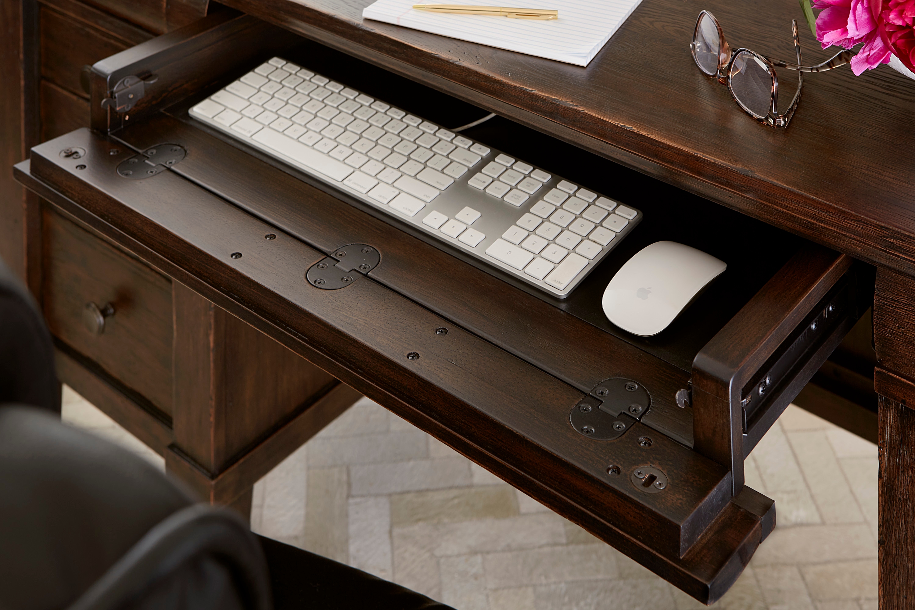 Aspenhome Jackson 62" Executive Desk