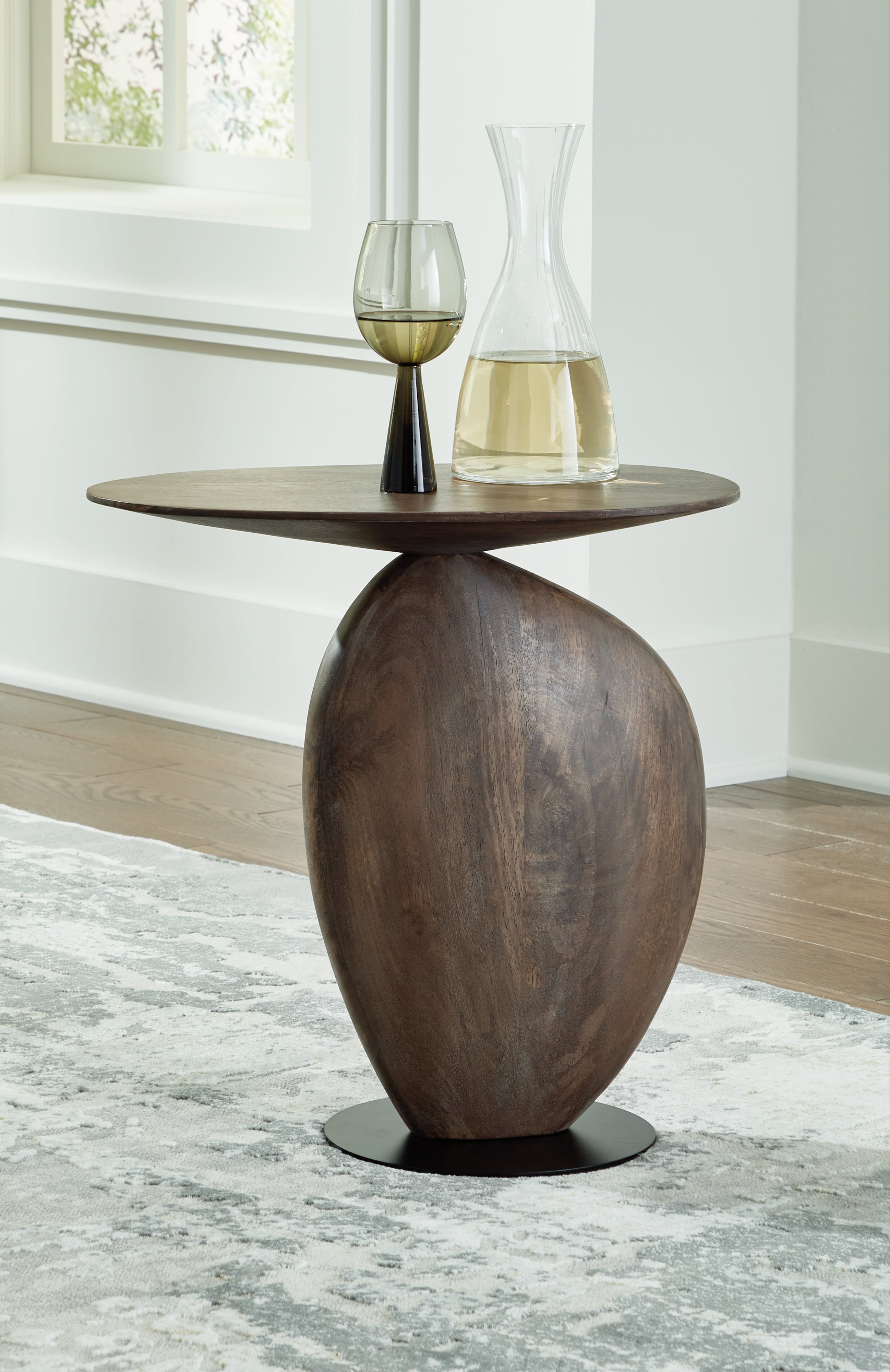 Accent Table