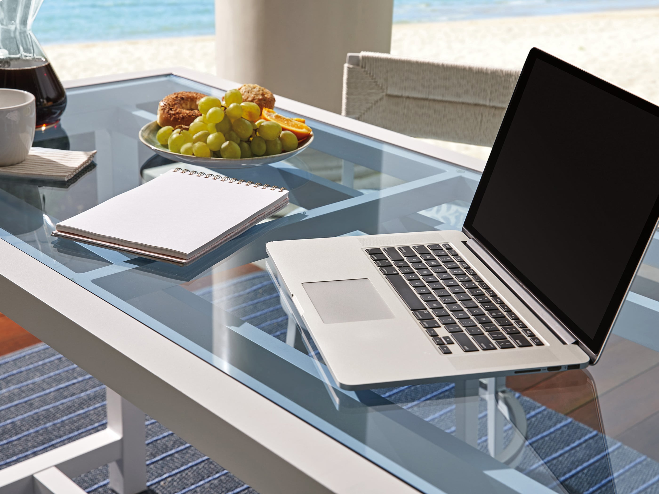 Tommy Bahama Outdoor Living Ocean Breeze Promenade Outdoor High/Low Bistro Table