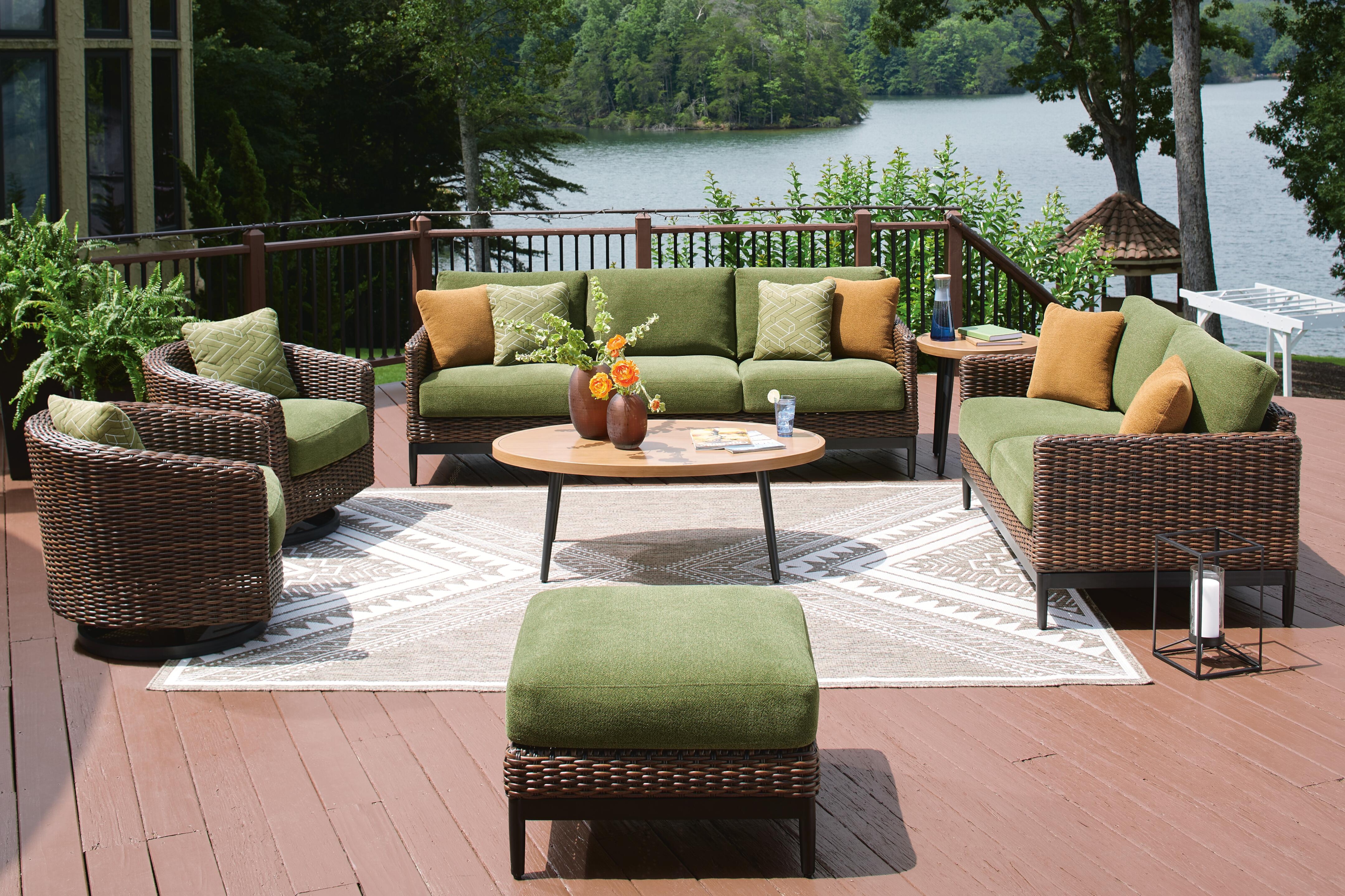 Signature Design by Ashley Horizon Hall Outdoor Ottoman With Cushion