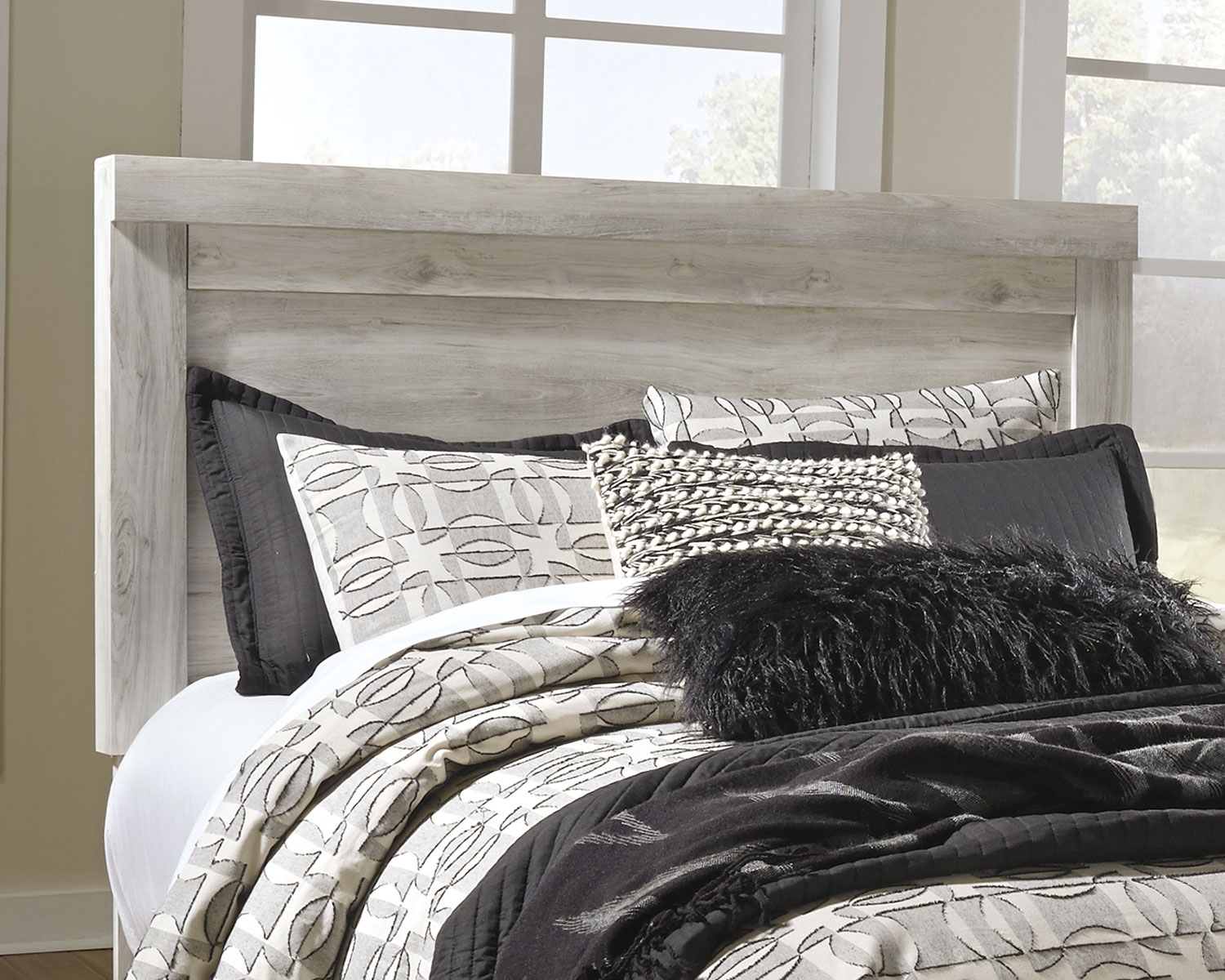 Signature Design by Ashley Bellaby Queen Bedroom Set