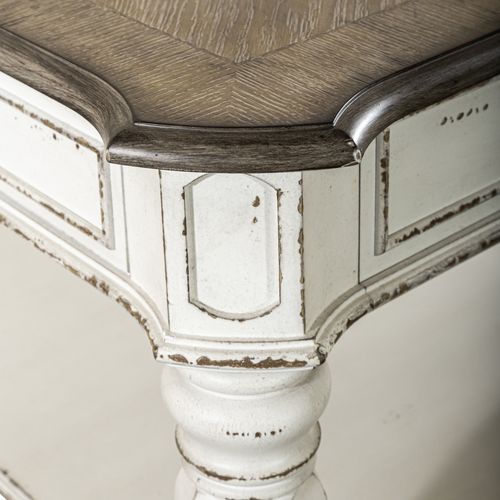 Liberty Furniture Magnolia Manor Square Cocktail Table