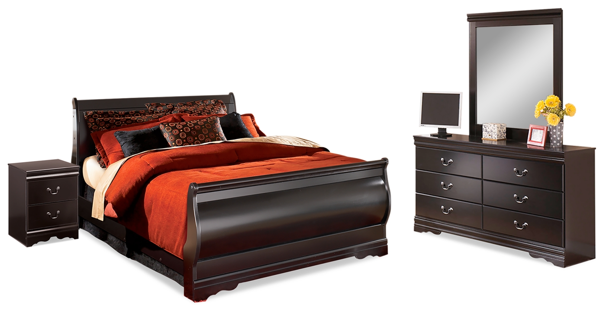 Queen Bed With Mirrored Dresser And Nightstand