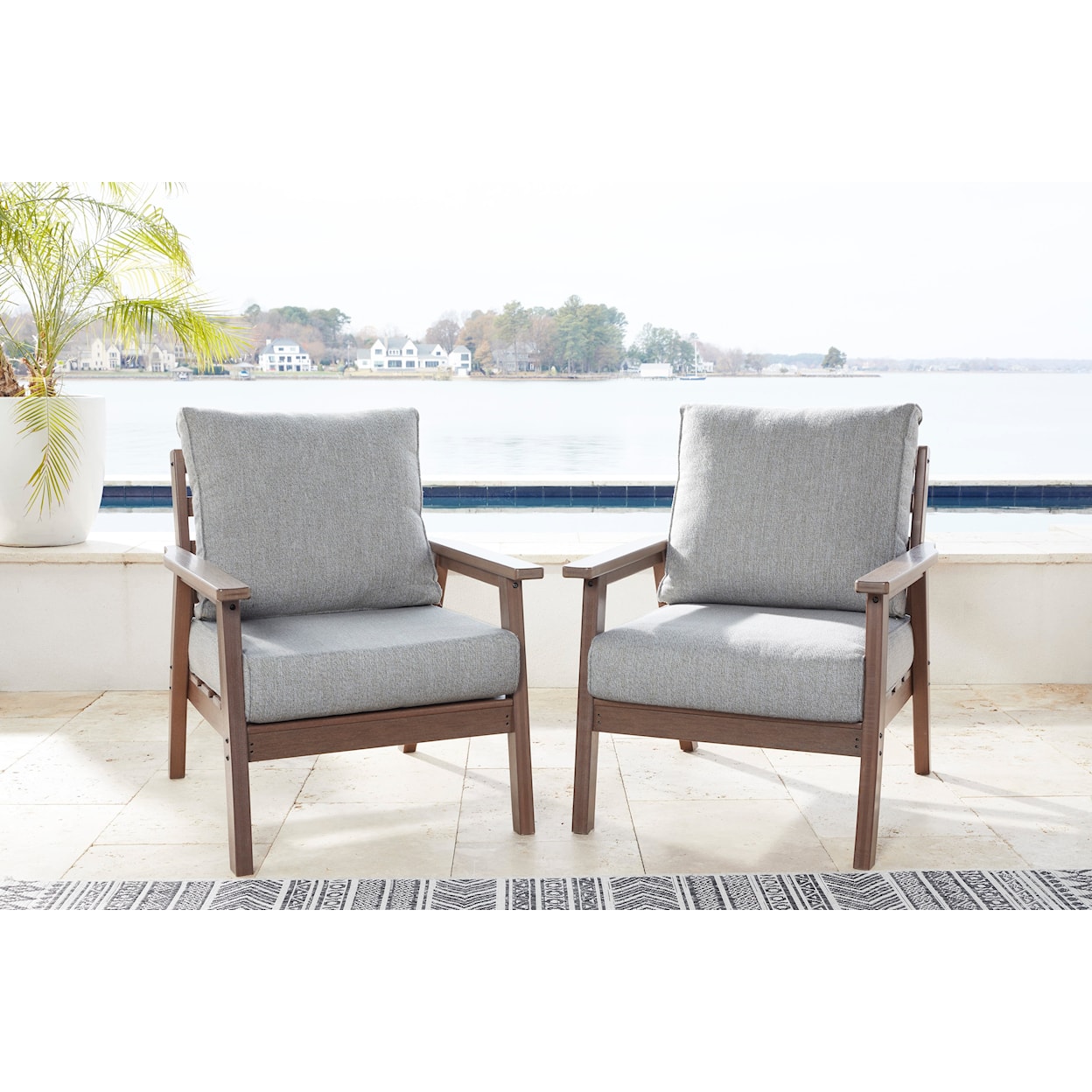 Signature Design by Ashley Emmeline Set of 2 Outdoor Lounge Chairs with Cushions